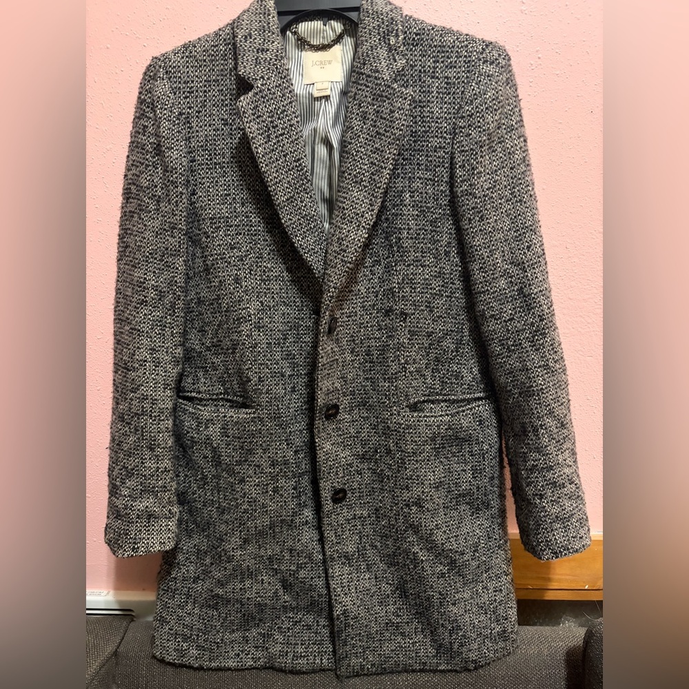 J.Crew Women's Lightweight Tweed Topcoat in grey and white. Size 2